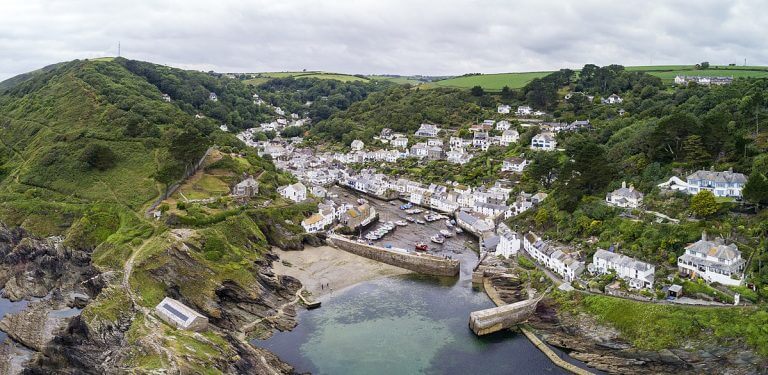 Polperro- Cornwall Holiday Guide