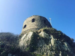 St Catherine's Castle - Cornwall Holiday Guide