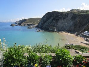 Trevaunance Cove - Cornwall Holiday Guide